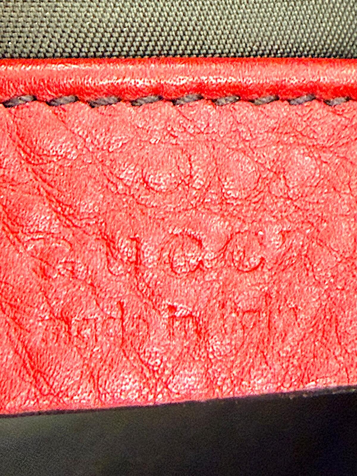 Gucci Soho Vanity Case Red Pebbled Leather Zip Pouch with Tassel with COA