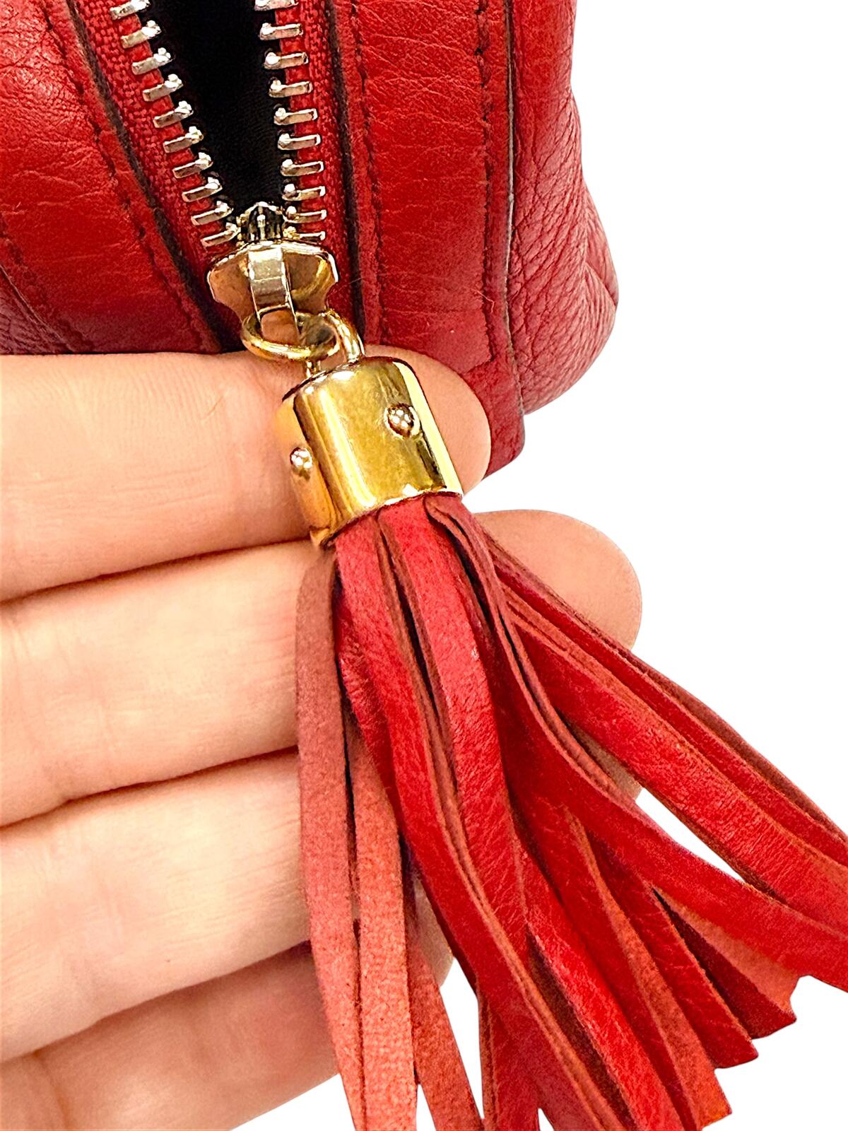Gucci Soho Vanity Case Red Pebbled Leather Zip Pouch with Tassel with COA