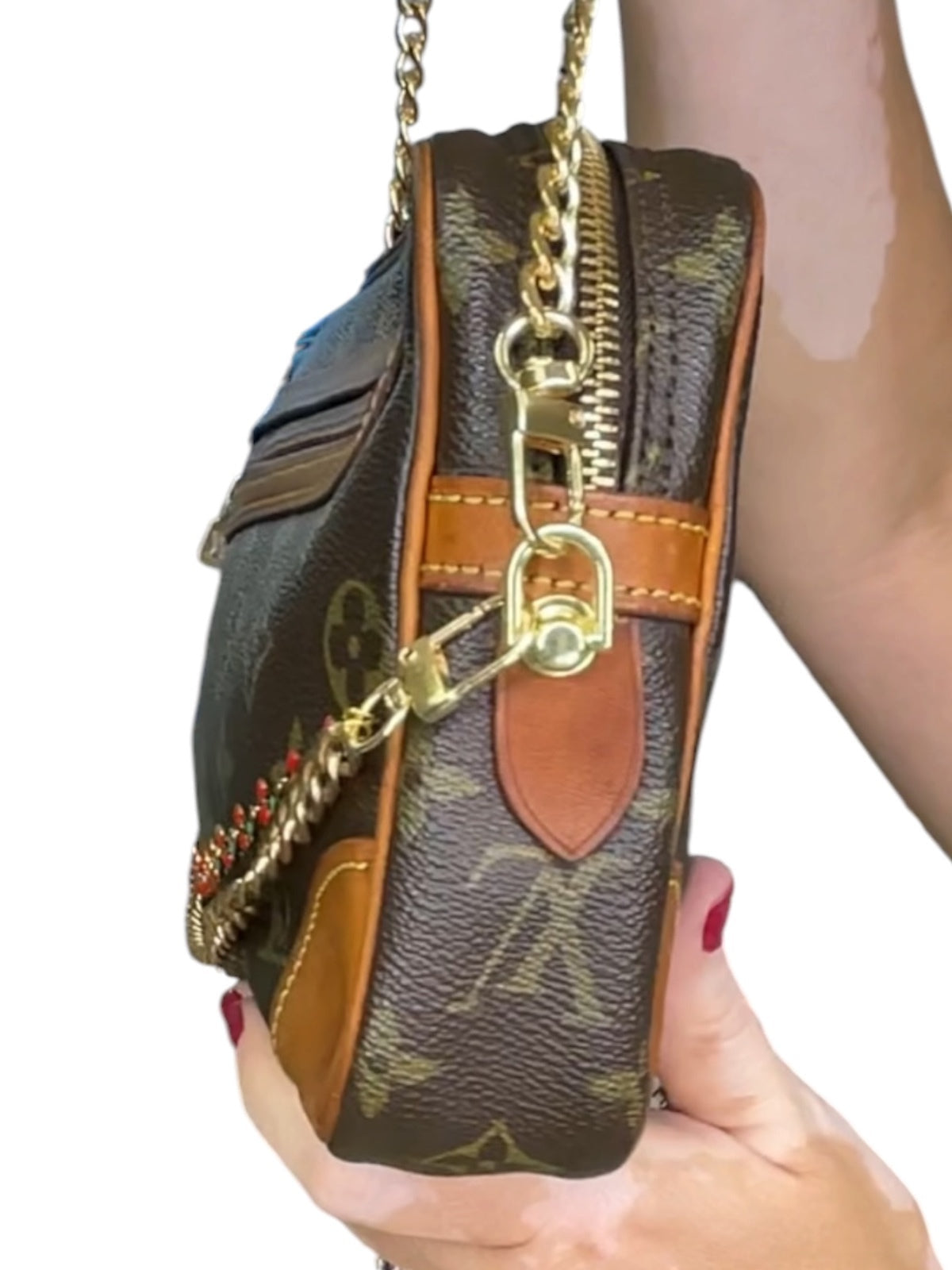 Louis Vuitton Monogram Canvas Crossbody Bag with Gold Chain