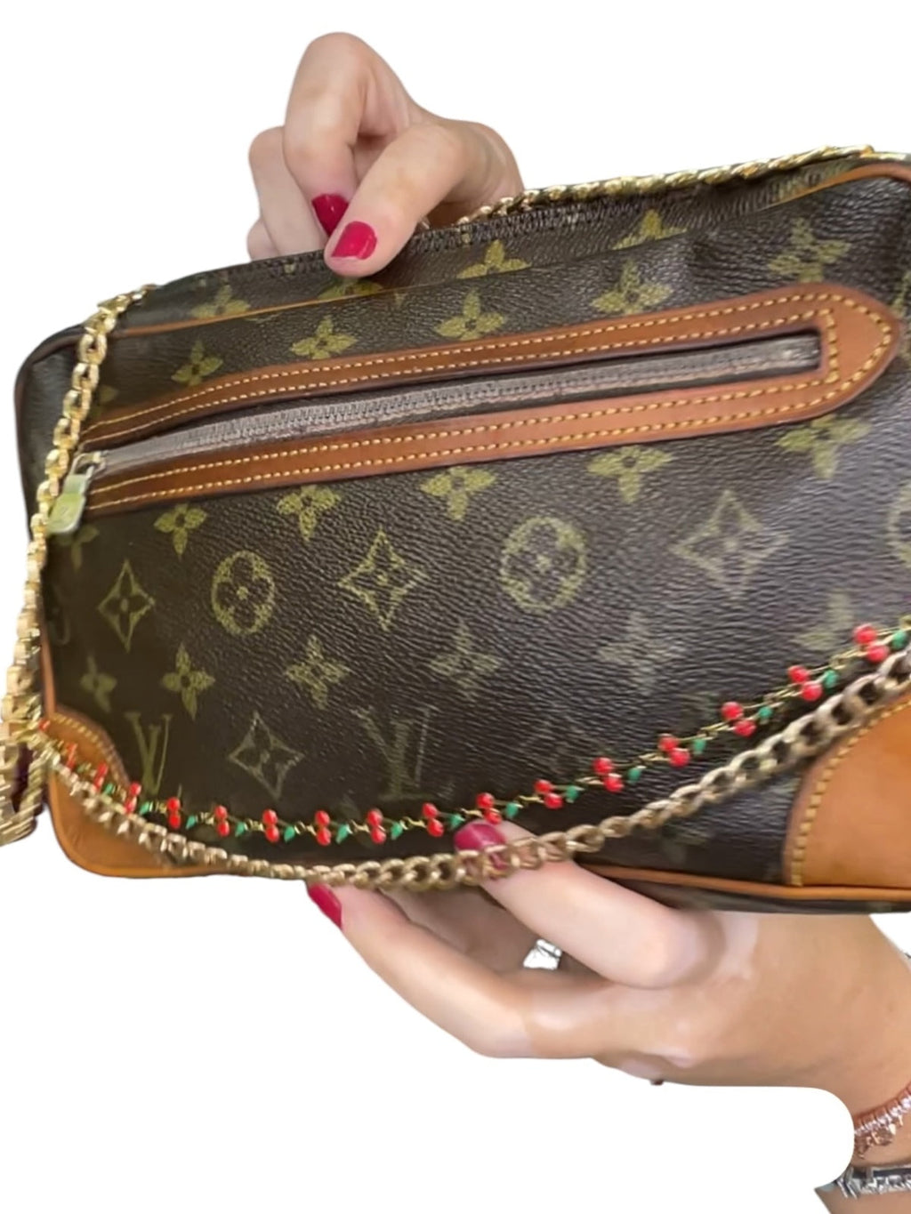 Louis Vuitton Monogram Canvas Crossbody Bag with Gold Chain